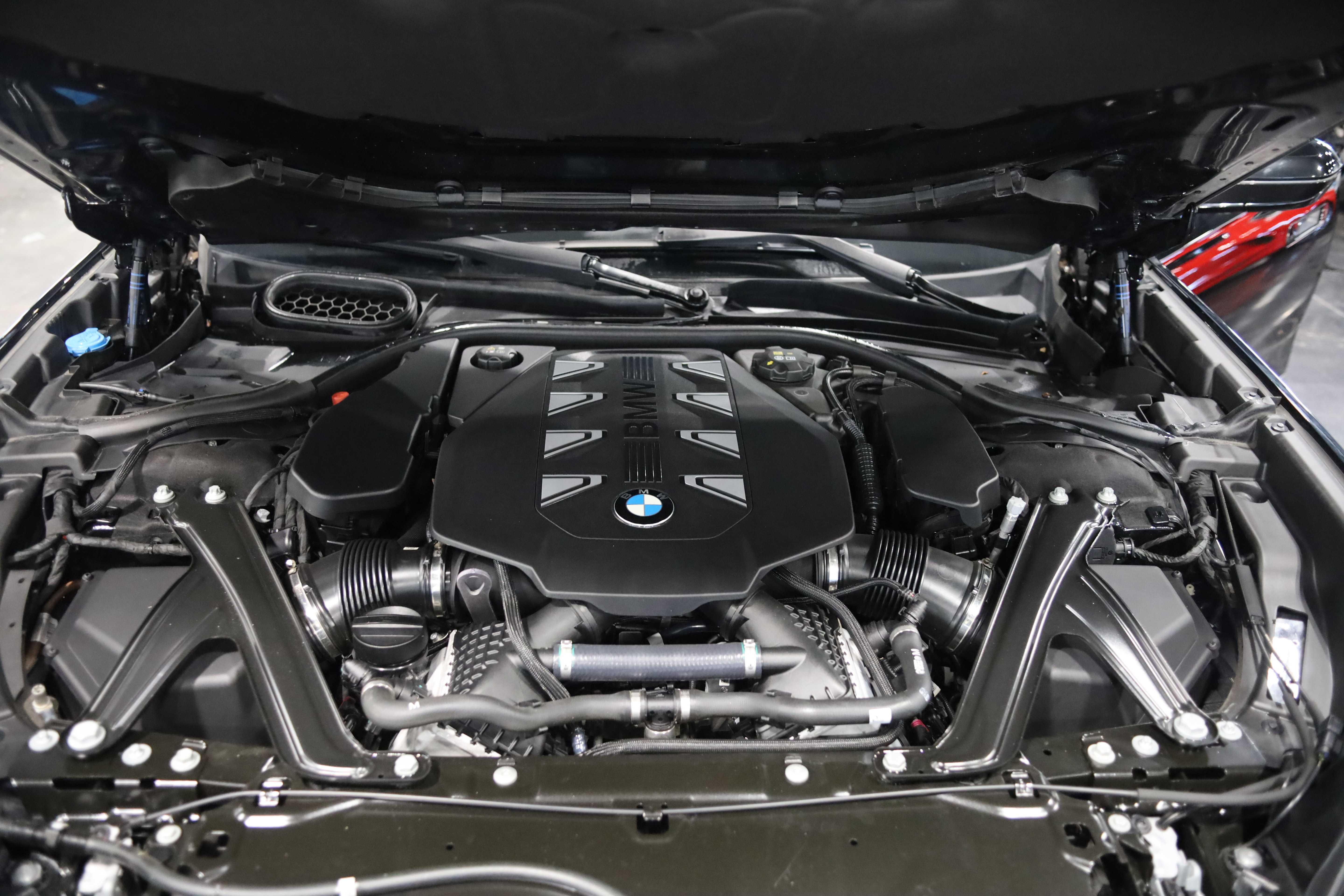 Used 2024 BMW 760i xDrive w/ Executive Package AWD/4WD image 45