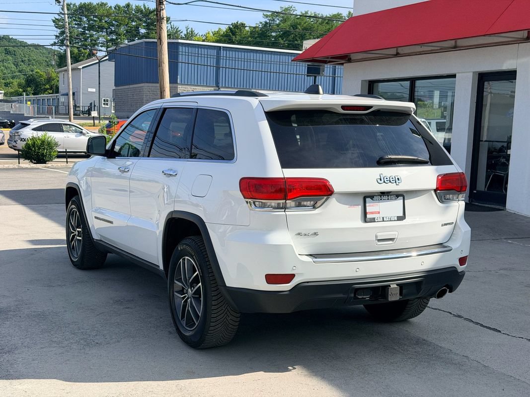 Used 2018 Jeep Grand Cherokee Limited w/ Trailer Tow Group IV AWD/4WD image 4