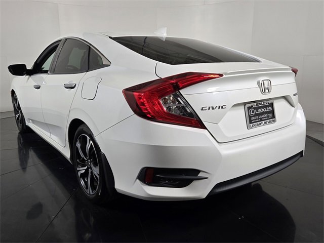 Used 2016 Honda Civic Touring image 4