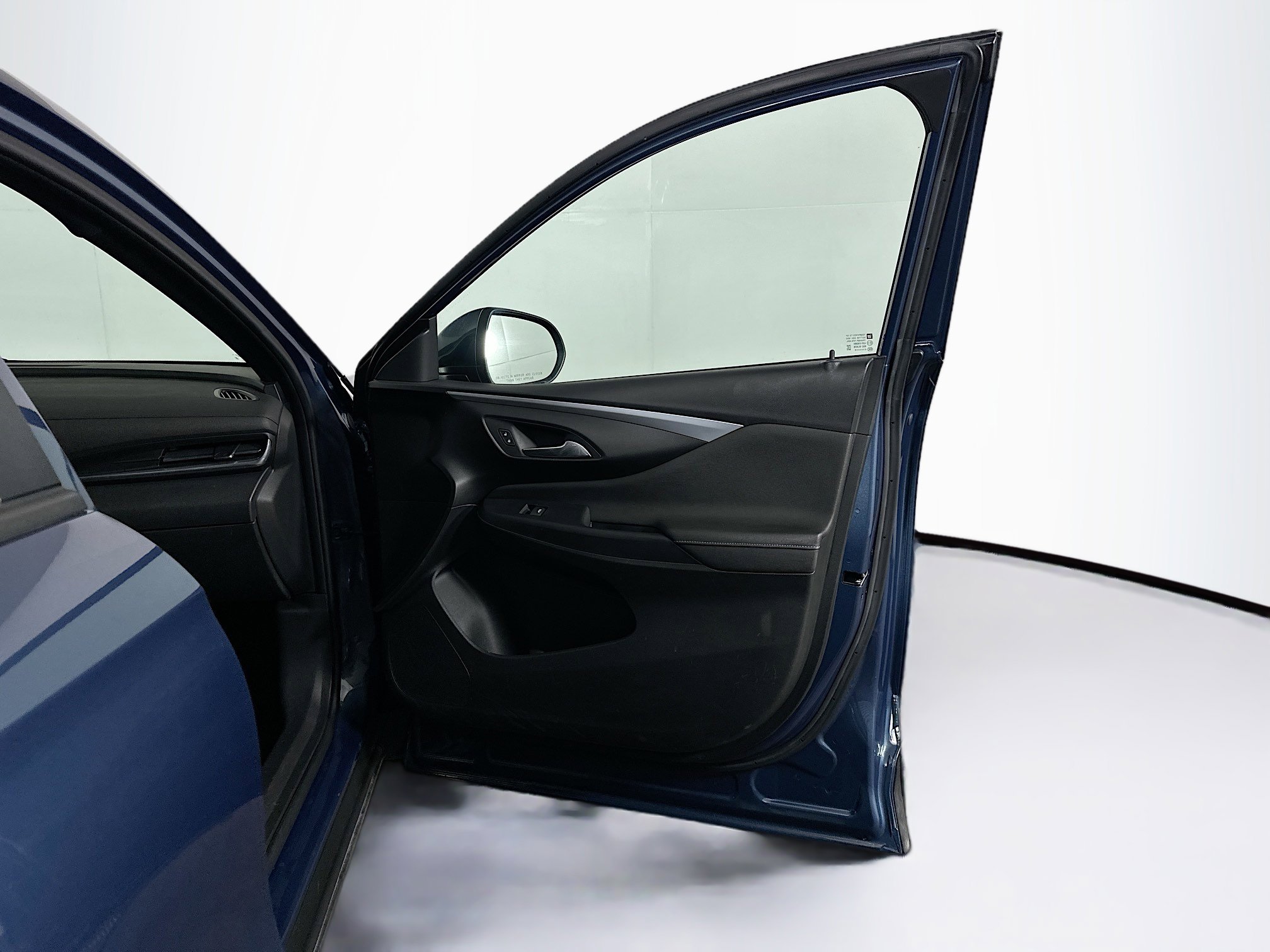 Used 2024 Buick Envista Preferred image 30