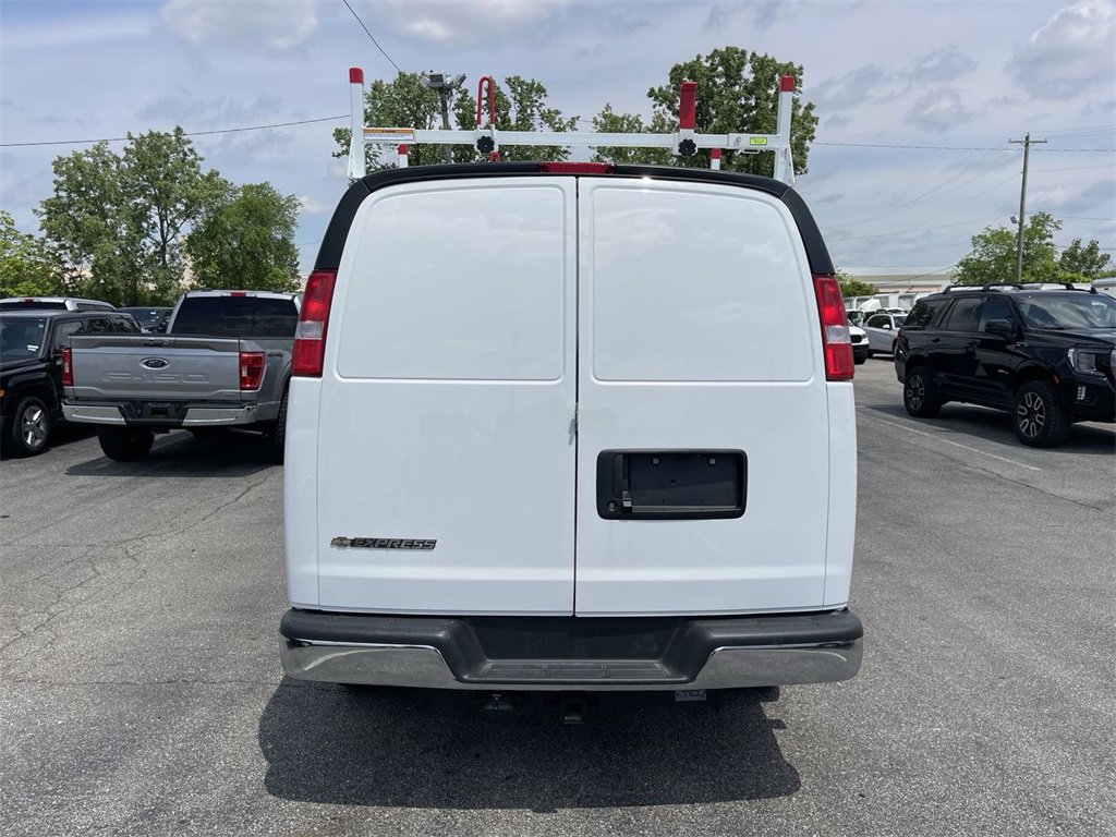 New 2025 Chevrolet Express 2500 w/ Driver Convenience Package image 4