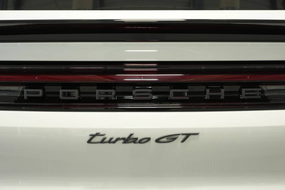 New 2026 Porsche Cayenne Turbo GT image 38