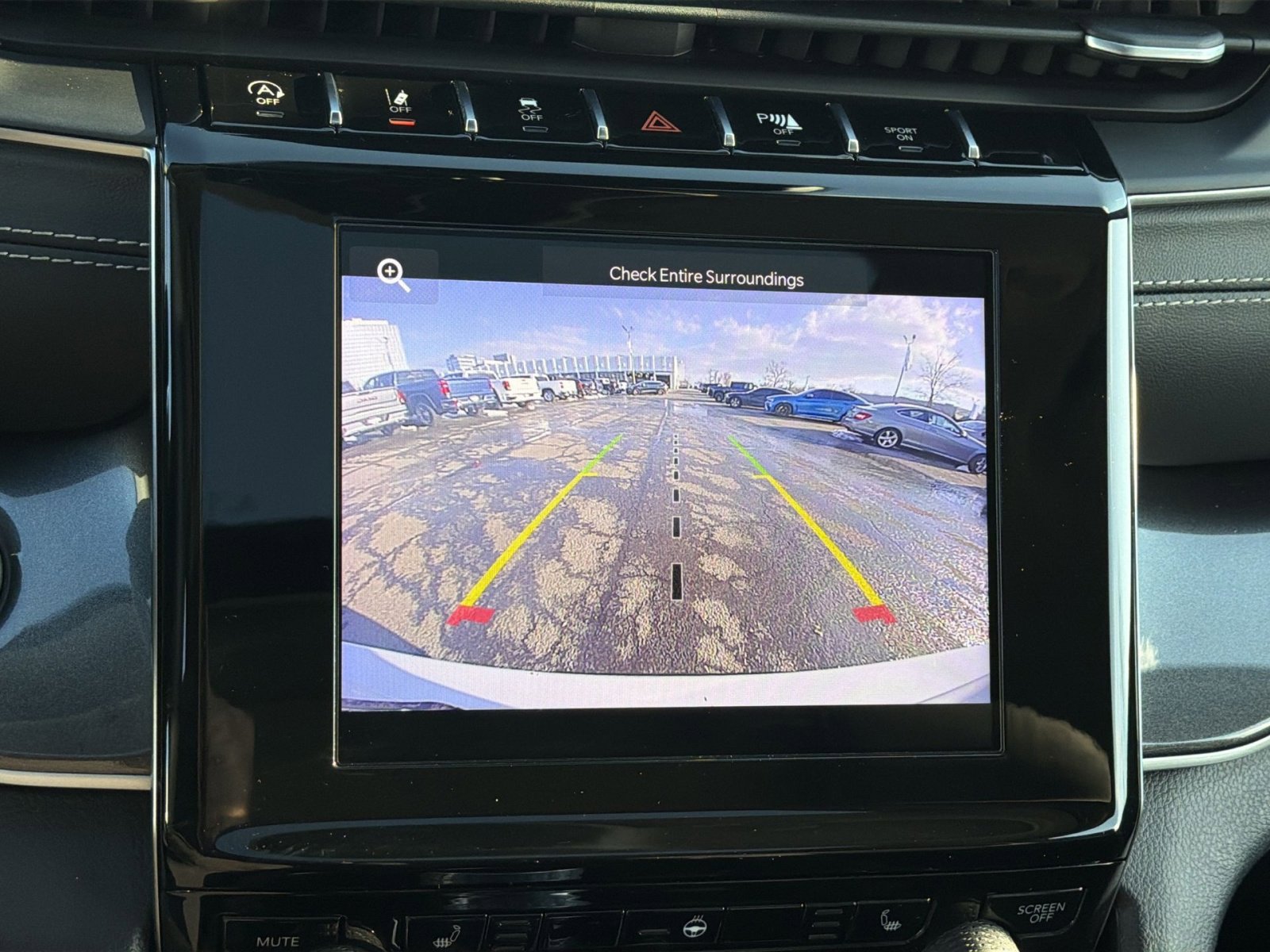 Used 2021 Jeep Grand Cherokee L Laredo w/ Luxury Tech Group I image 18