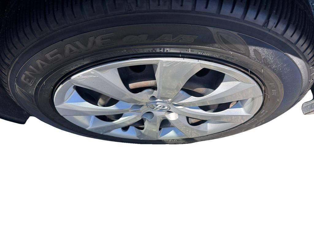Used 2021 Toyota Corolla LE w/ Carpet Mat Package (TMS) FWD image 14