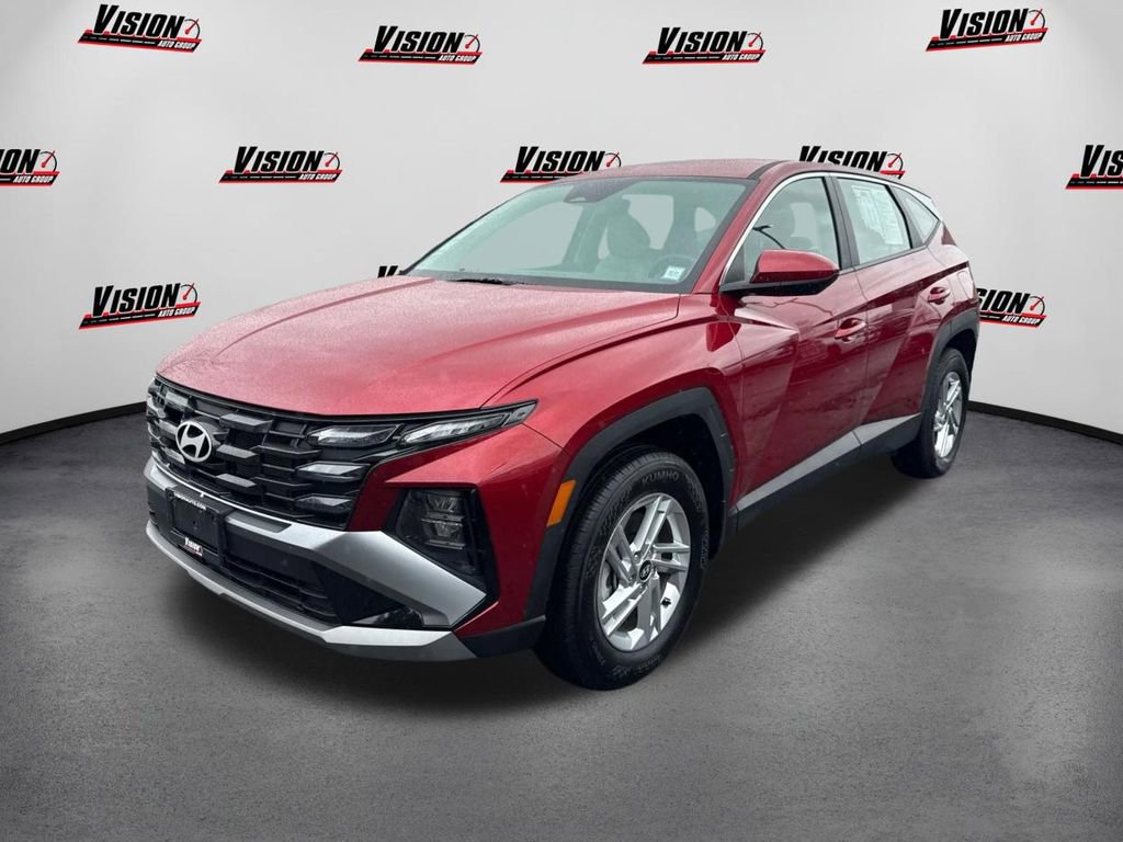 Used 2025 Hyundai Tucson SE