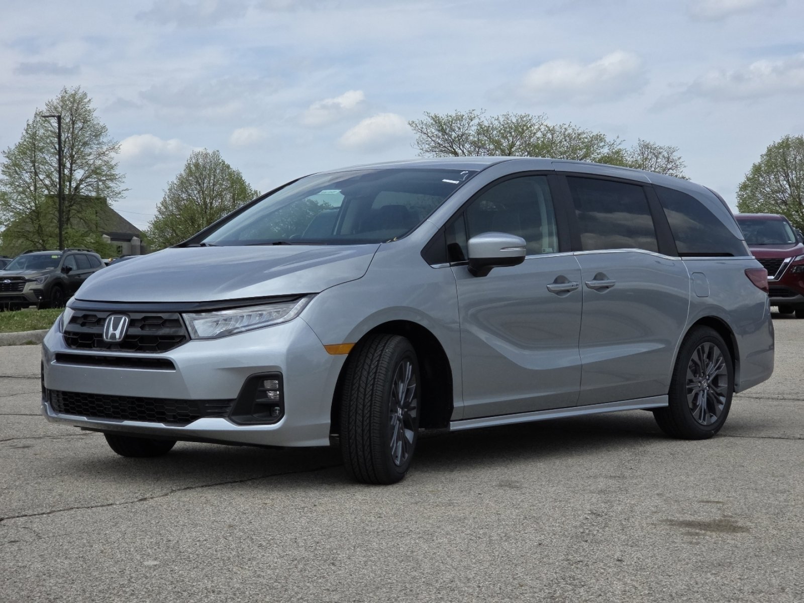 New 2026 Honda Odyssey Touring image 17