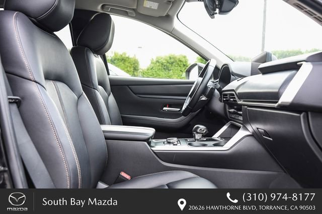 Used 2024 MAZDA CX-90 3.3 Turbo w/ Select Package image 16