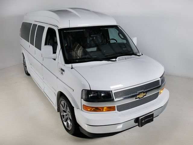 Used 2022 Chevrolet Express 2500 Extended w/ Enhanced Convenience Package RWD image 23