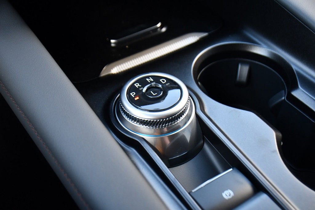 Used 2025 Ford Explorer Active w/ Active Comfort Package image 34