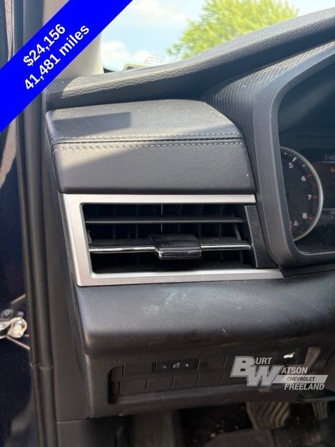 Used 2024 Mitsubishi Outlander SE AWD/4WD image 10
