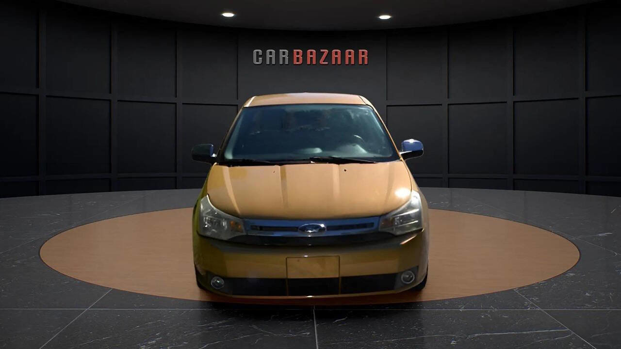 Used 2009 Ford Focus SEL image 2