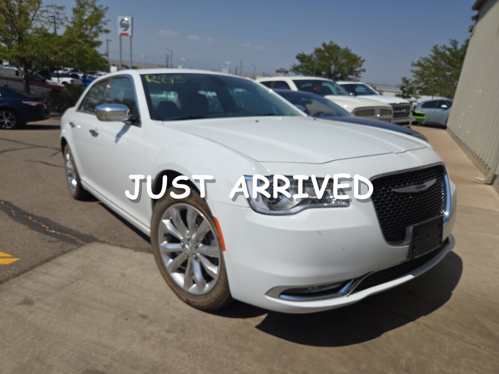 Used 2017 Chrysler 300 C w/ Harman/Kardon Audio Group