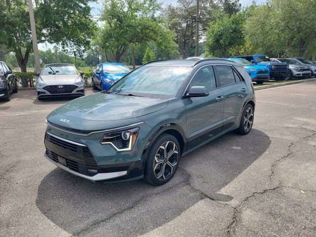 Used 2023 Kia Niro EX Touring FWD image 4