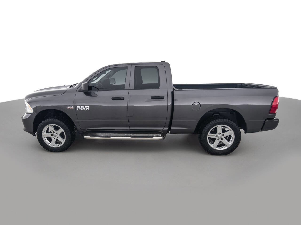Used 2018 RAM 1500 Express w/ Express Value Package AWD/4WD image 8