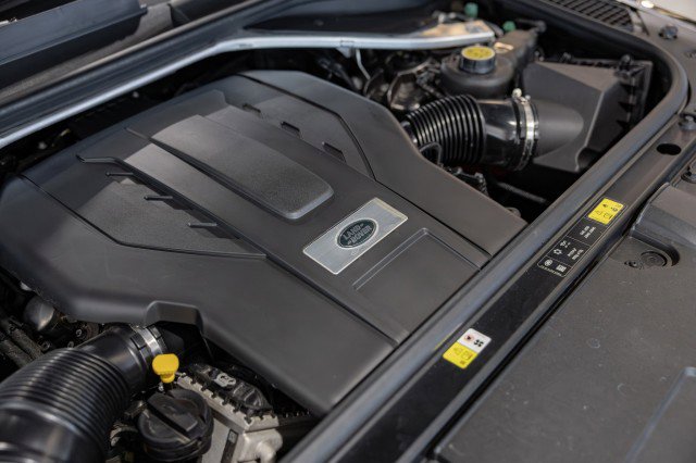 Used 2023 Land Rover Range Rover Long Wheelbase Autobiography image 25