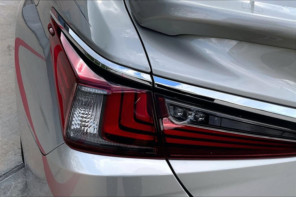 Used 2020 Lexus ES 350 w/ Accessory Package 2 FWD image 40