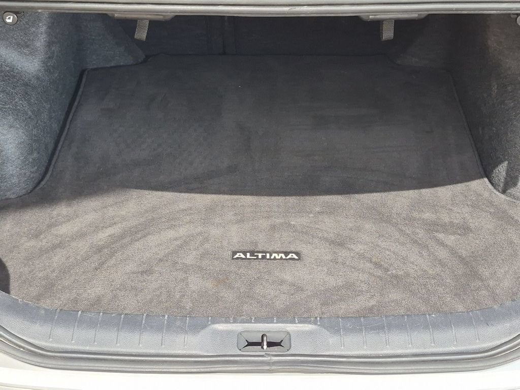 Certified 2025 Nissan Altima 2.5 SV FWD image 36