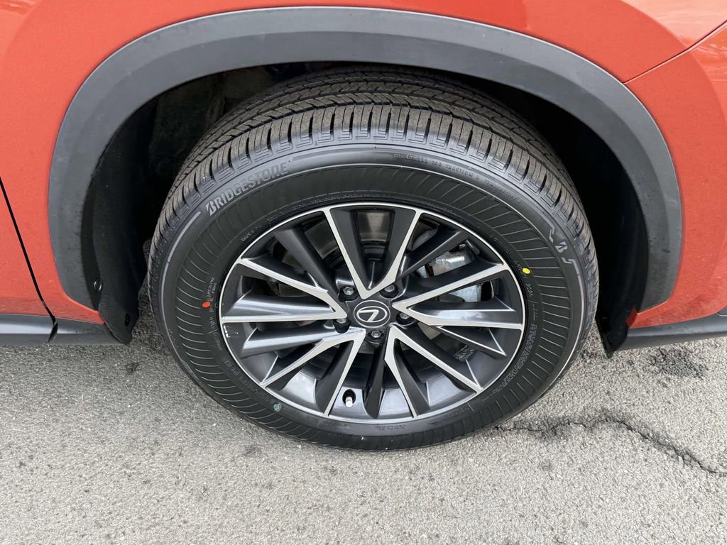 Used 2024 Lexus NX 350 AWD w/ Vision Package image 7