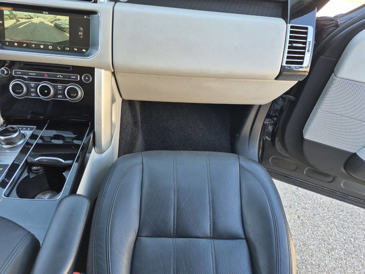 Used 2017 Land Rover Range Rover HSE image 23