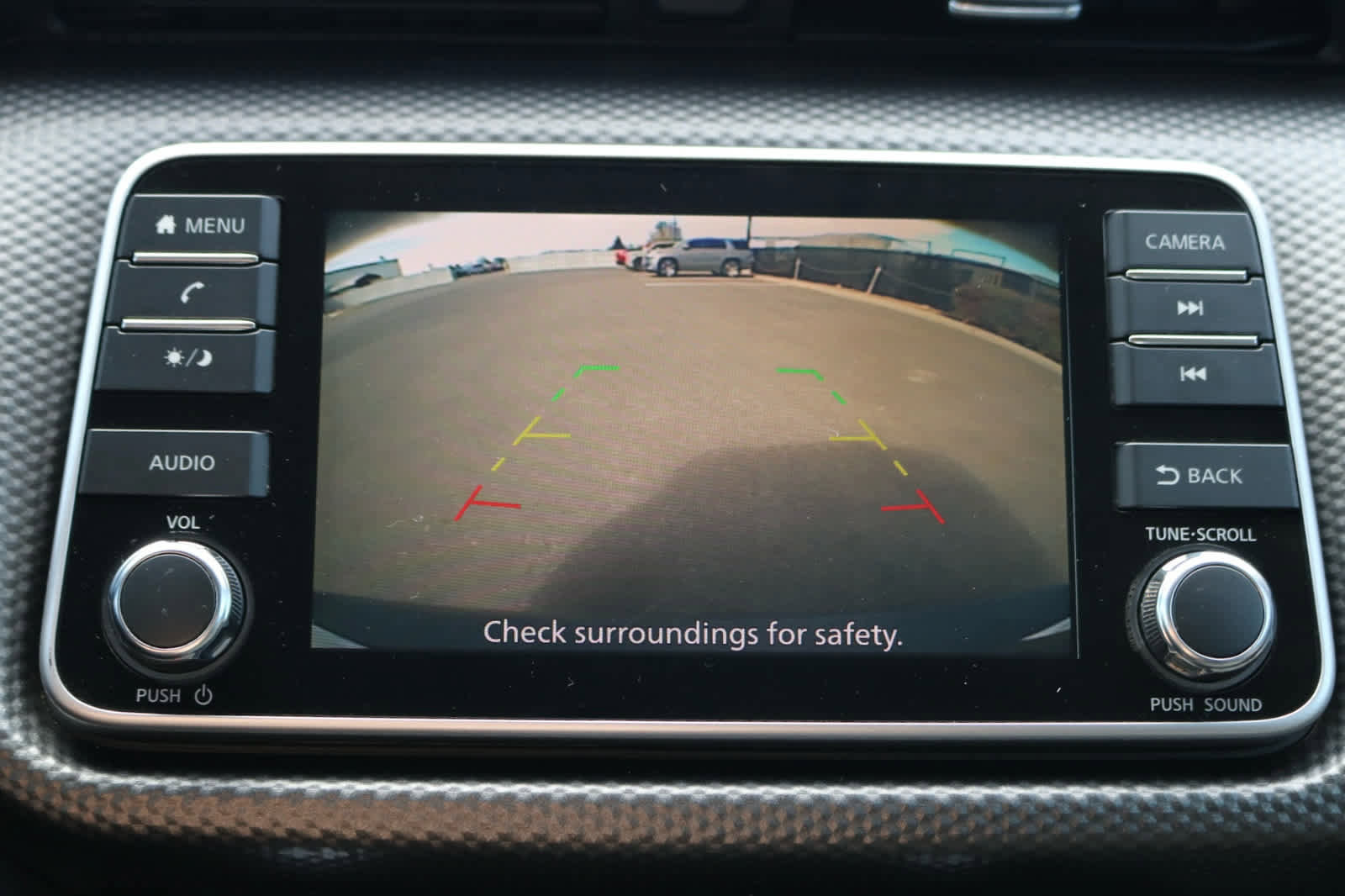 Used 2019 Nissan Kicks SV image 16