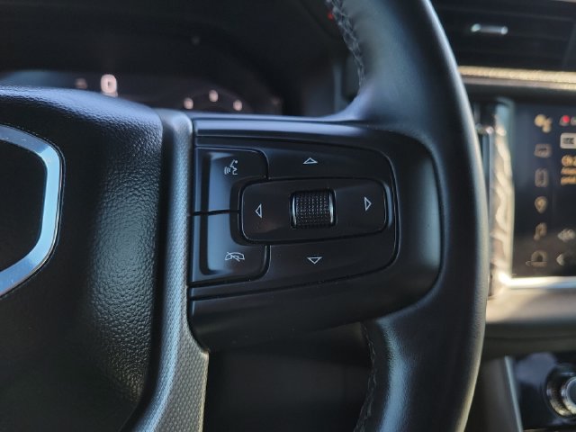 Used 2024 GMC Yukon XL Denali AWD/4WD image 27
