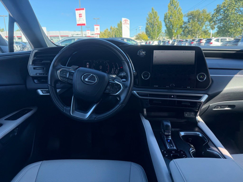 Used 2023 Lexus RX 350 Premium w/ Accessory Package (Z1) AWD/4WD image 24