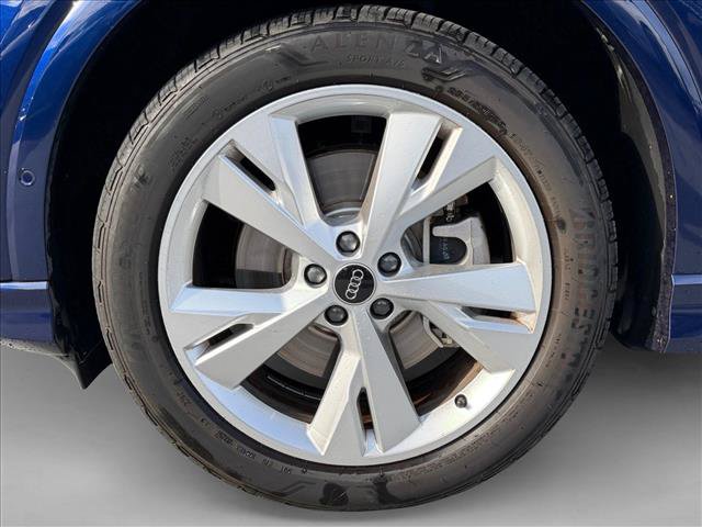 Used 2023 Audi Q4 e-tron Premium Plus w/ Premium Plus AWD/4WD image 27