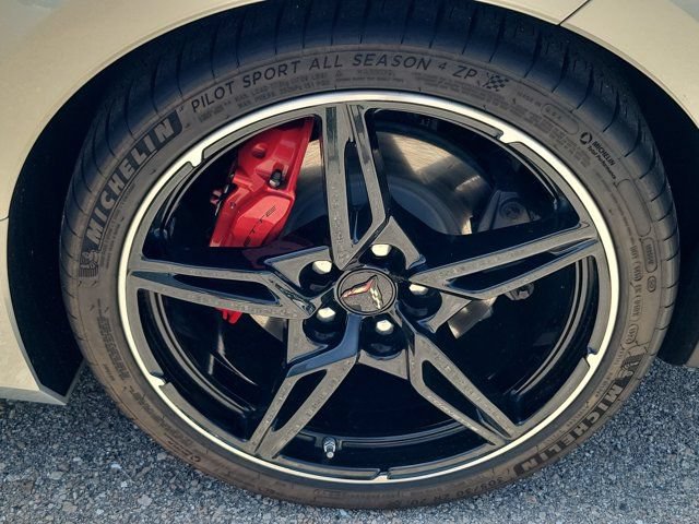 Used 2021 Chevrolet Corvette Stingray Preferred Conv w/ Battery Protection Package RWD image 14