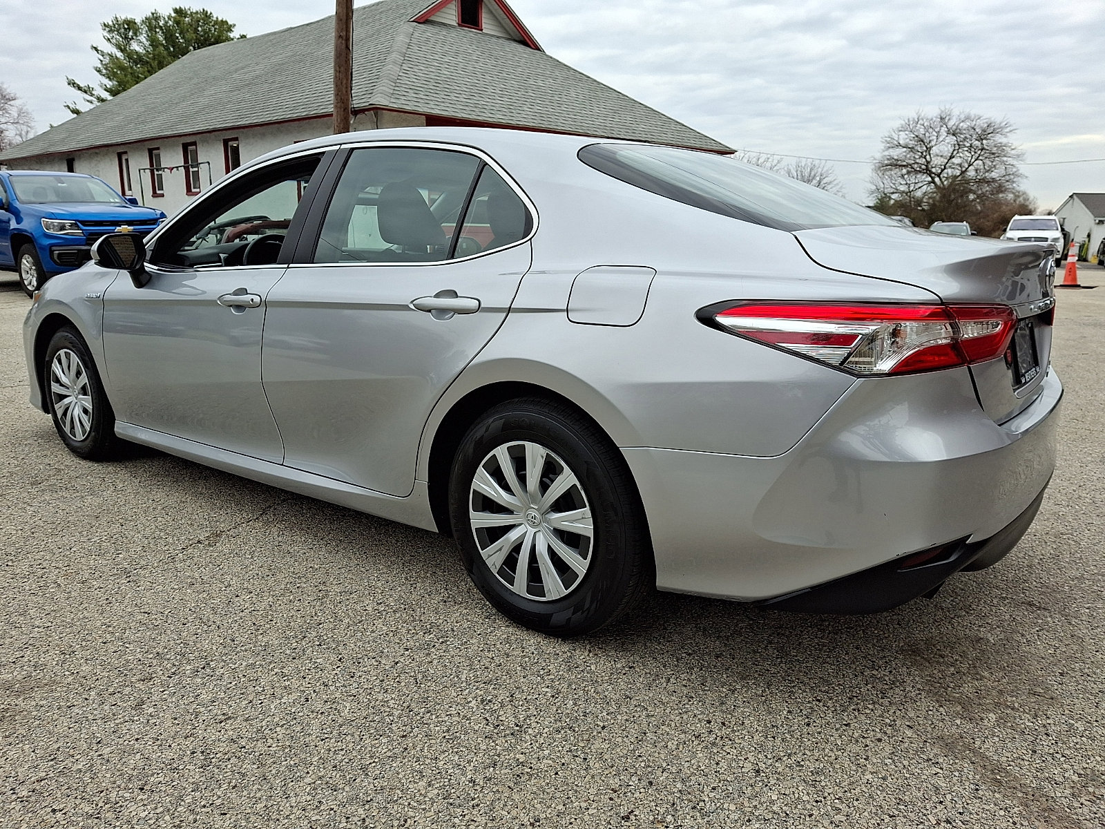 Used 2018 Toyota Camry LE w/ Protection Package (Q2) FWD image 4