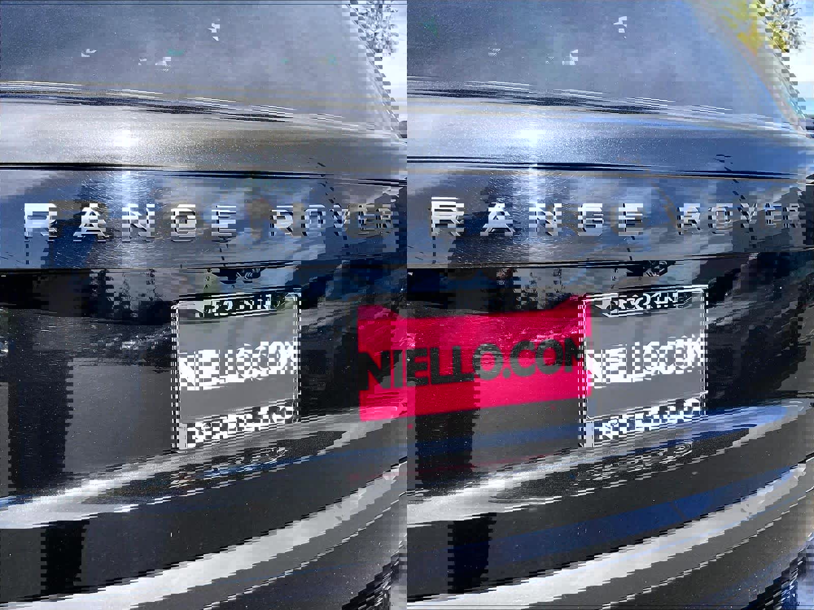 Used 2024 Land Rover Range Rover SE image 10