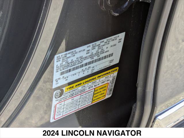 New 2024 Lincoln Navigator Black Label image 15