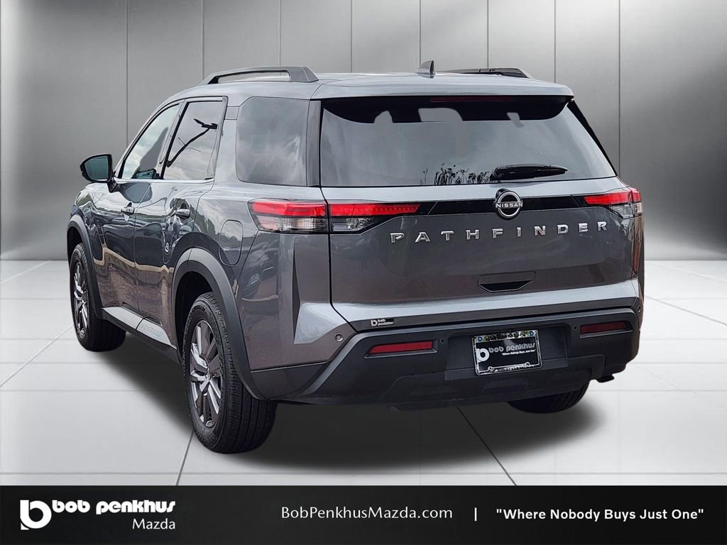 Used 2025 Nissan Pathfinder SV FWD image 27