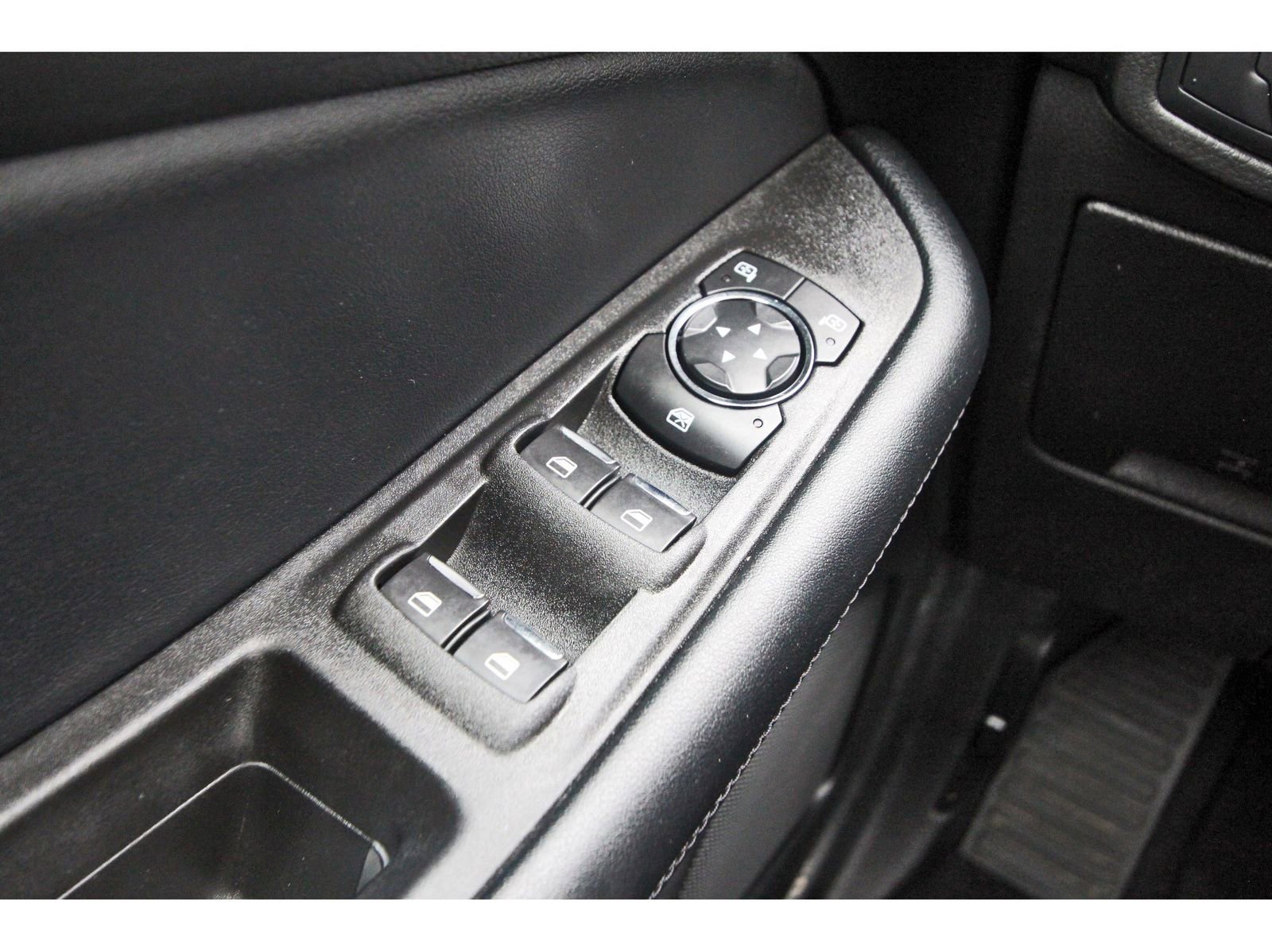 Used 2022 Ford Edge SEL w/ Convenience Package AWD/4WD image 23
