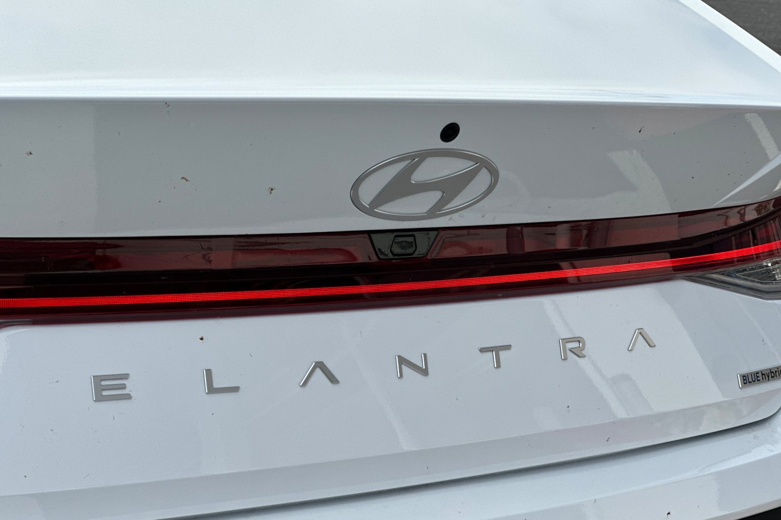 New 2026 Hyundai Elantra Hybrid FWD image 26