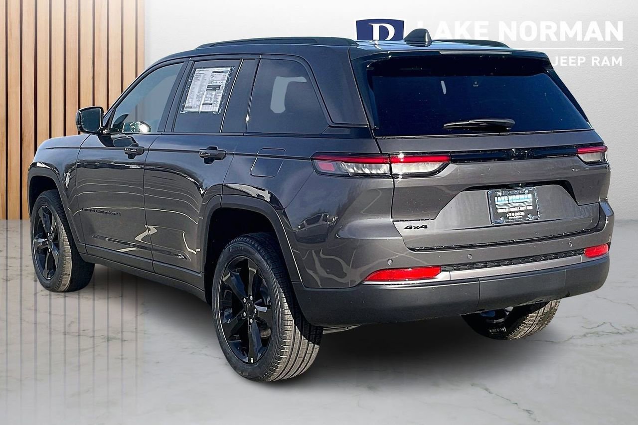 New 2026 Jeep Grand Cherokee Limited w/ Limited Altitude Package image 7