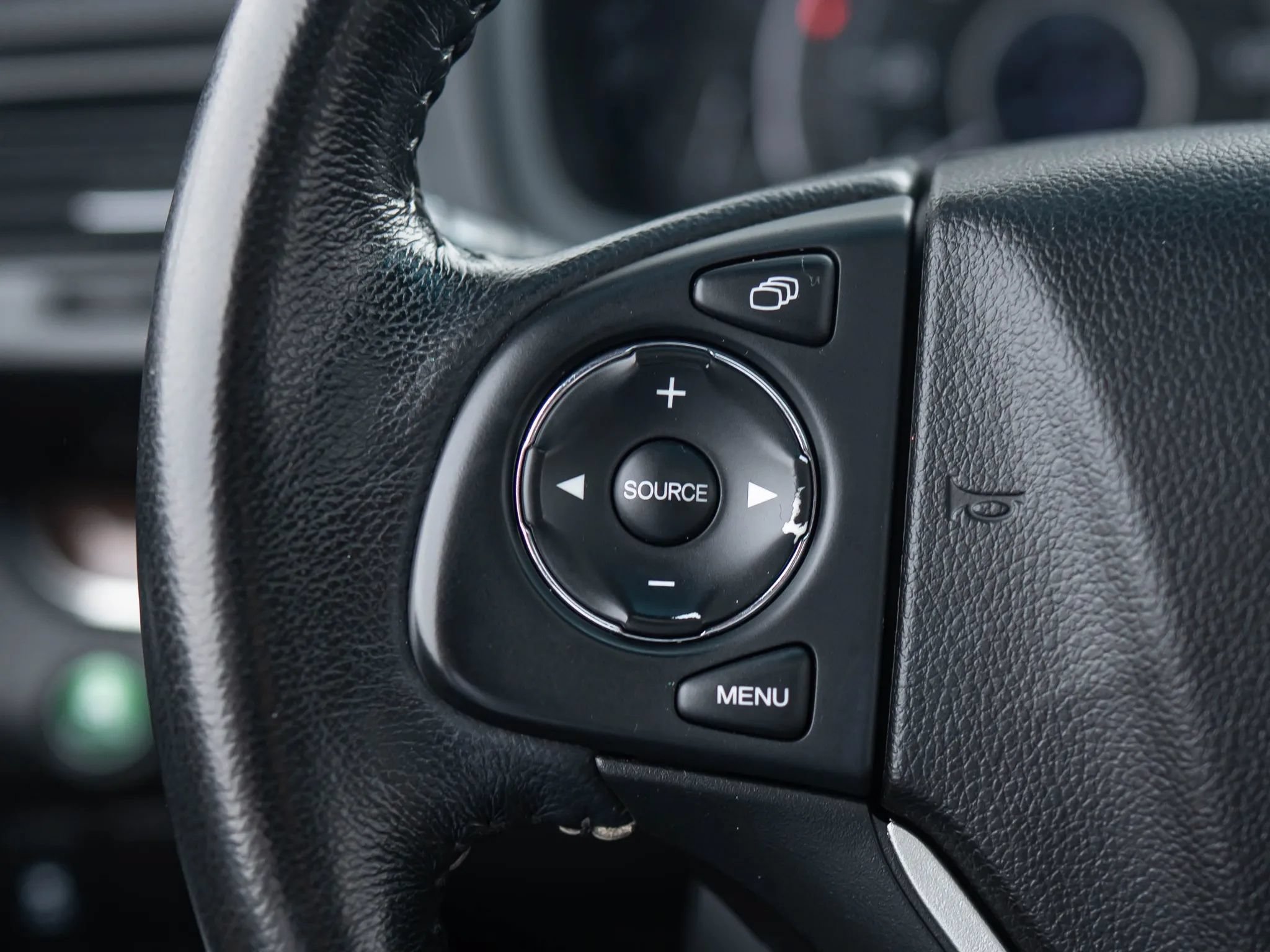 Used 2016 Honda CR-V EX-L image 39