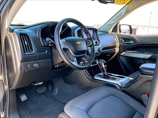 Used 2022 Chevrolet Colorado LT w/ LT Convenience Package image 8