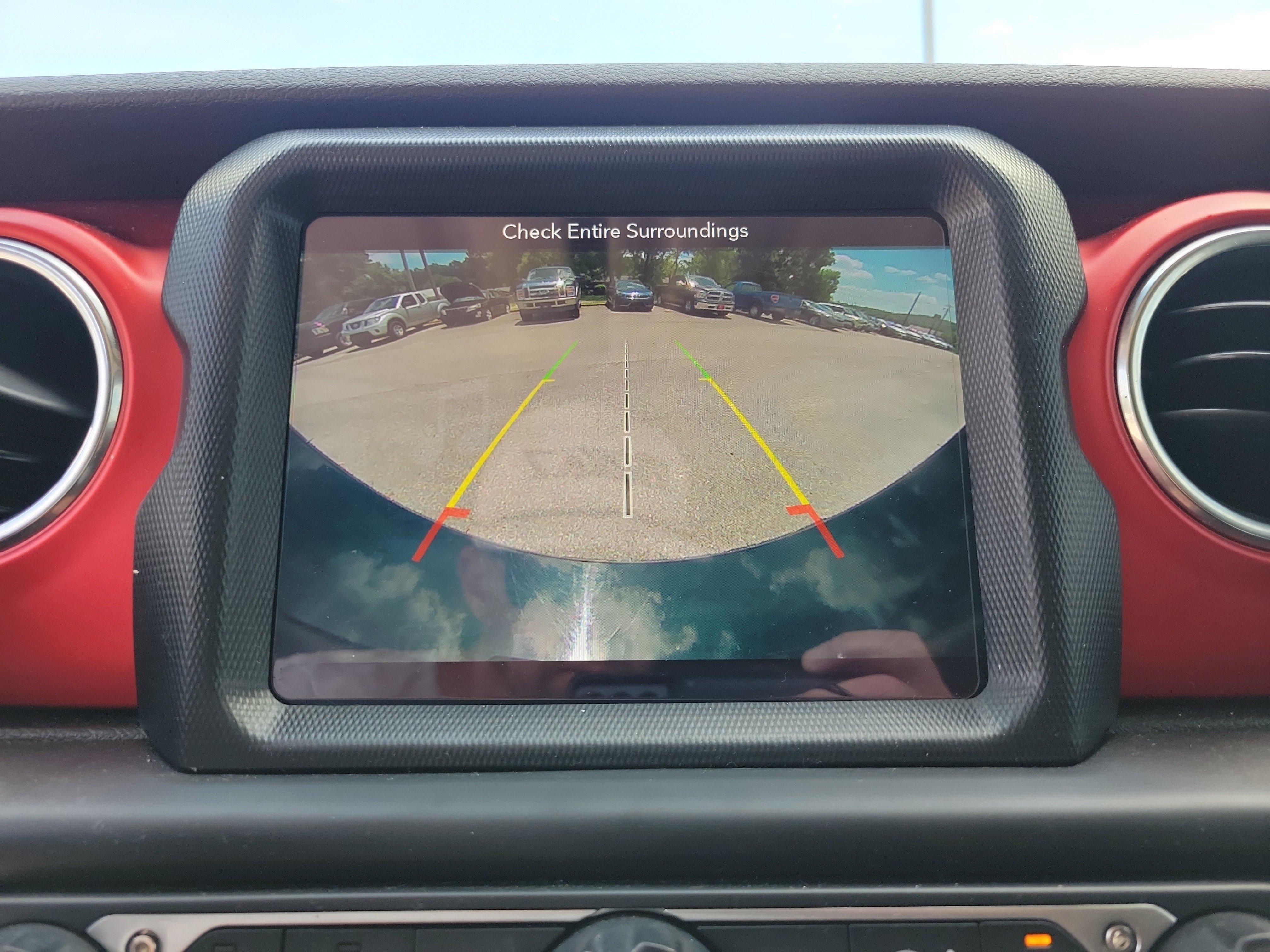 Used 2019 Jeep Wrangler Unlimited Rubicon w/ Dual Top Group AWD/4WD image 15