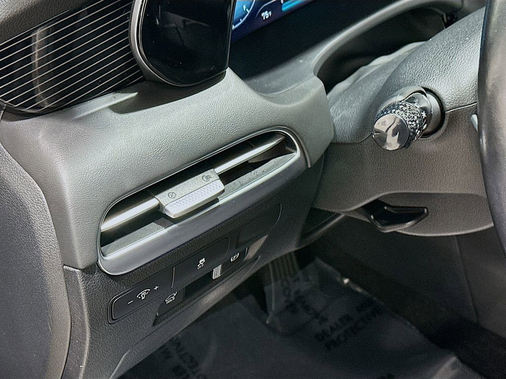 Used 2023 Hyundai Palisade Calligraphy image 10