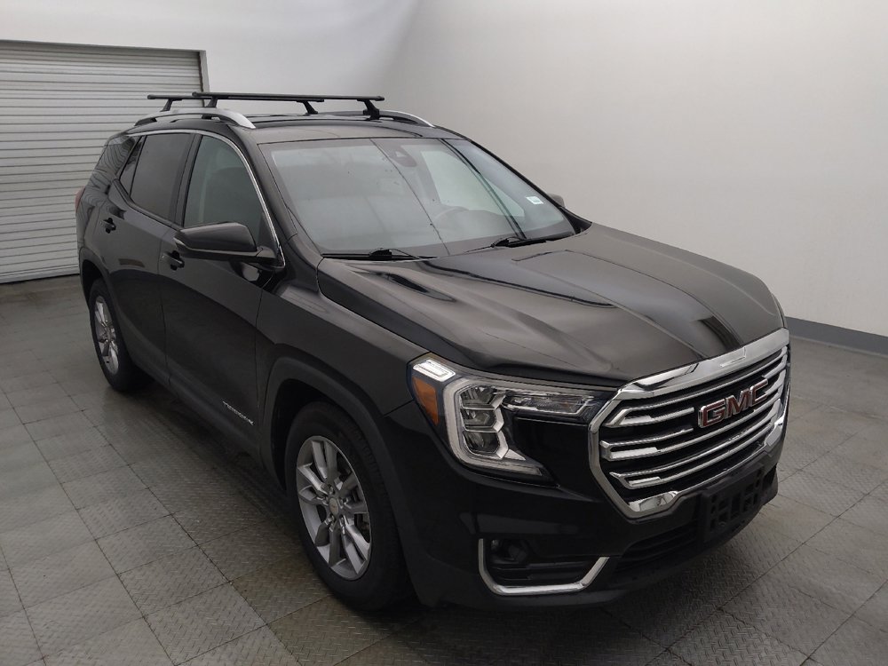 Used 2022 GMC Terrain SLT w/ LPO, 'HIT The Road' Package image 13