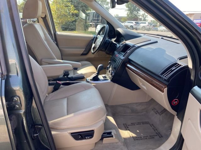 Used 2009 Land Rover LR2 HSE AWD/4WD image 27