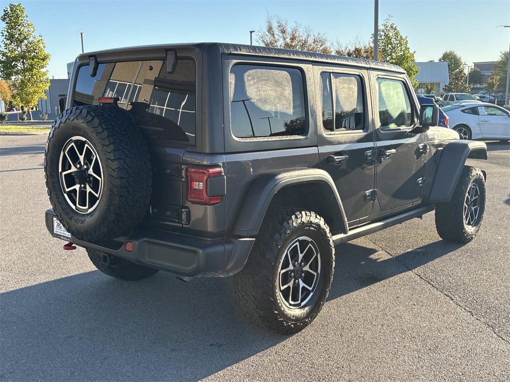 Used 2024 Jeep Wrangler Unlimited Rubicon image 9