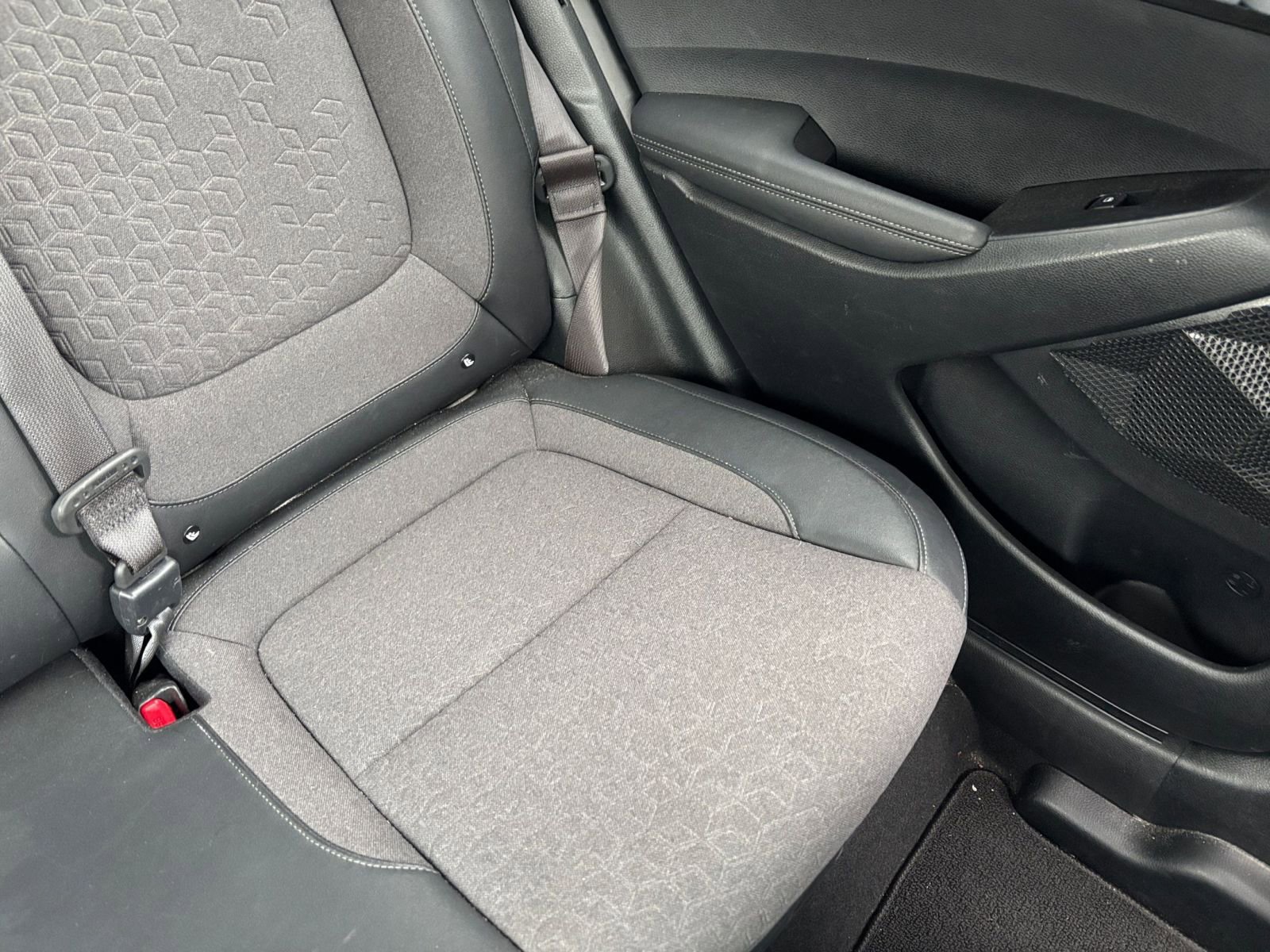 Used 2025 Kia Seltos S FWD image 37