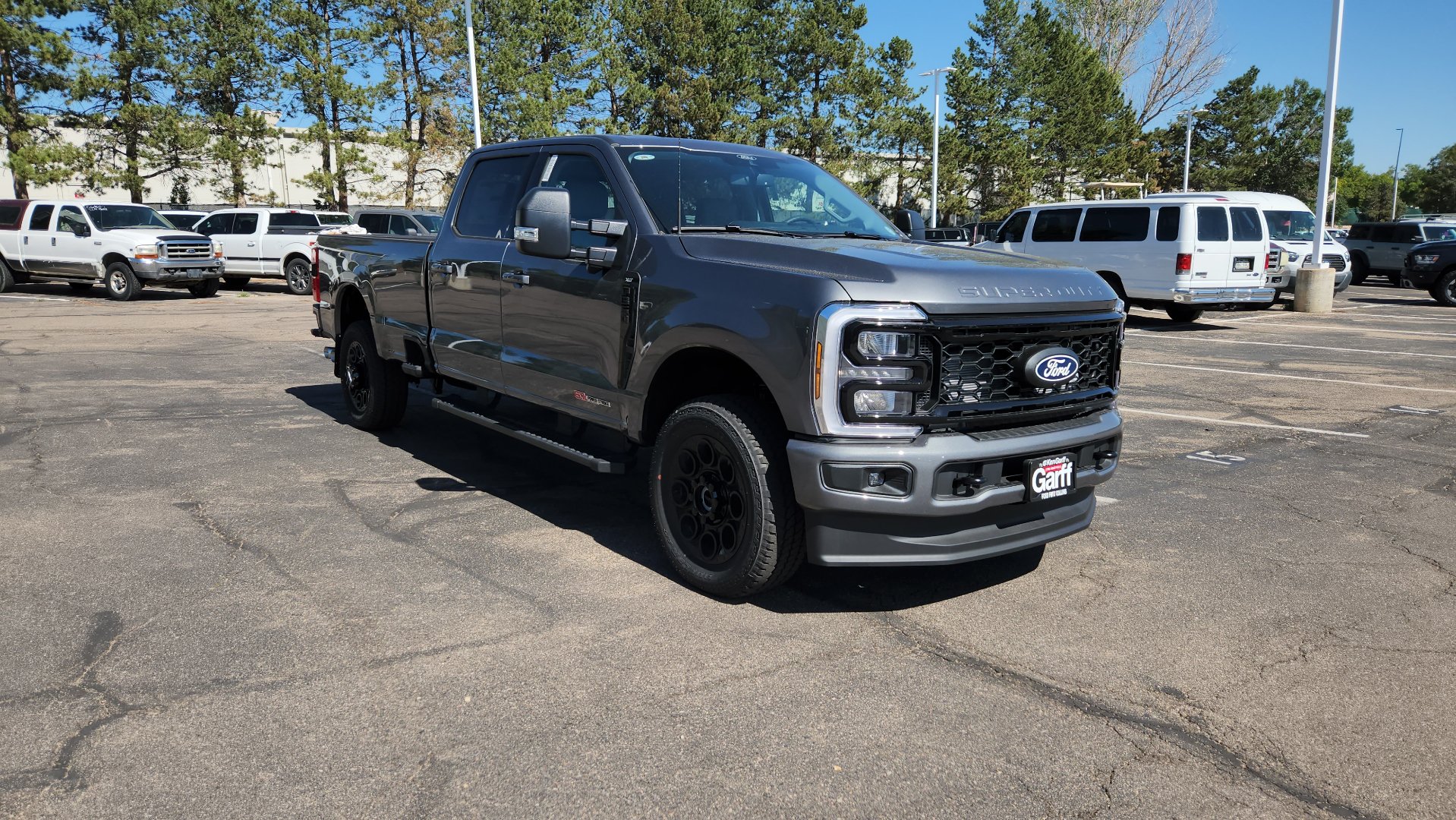New 2027 Ford F350 XLT w/ XLT Premium Package AWD/4WD image 9