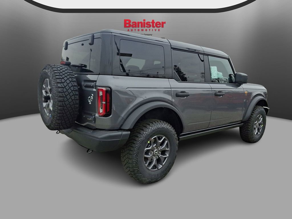 New 2025 Ford Bronco Badlands image 3