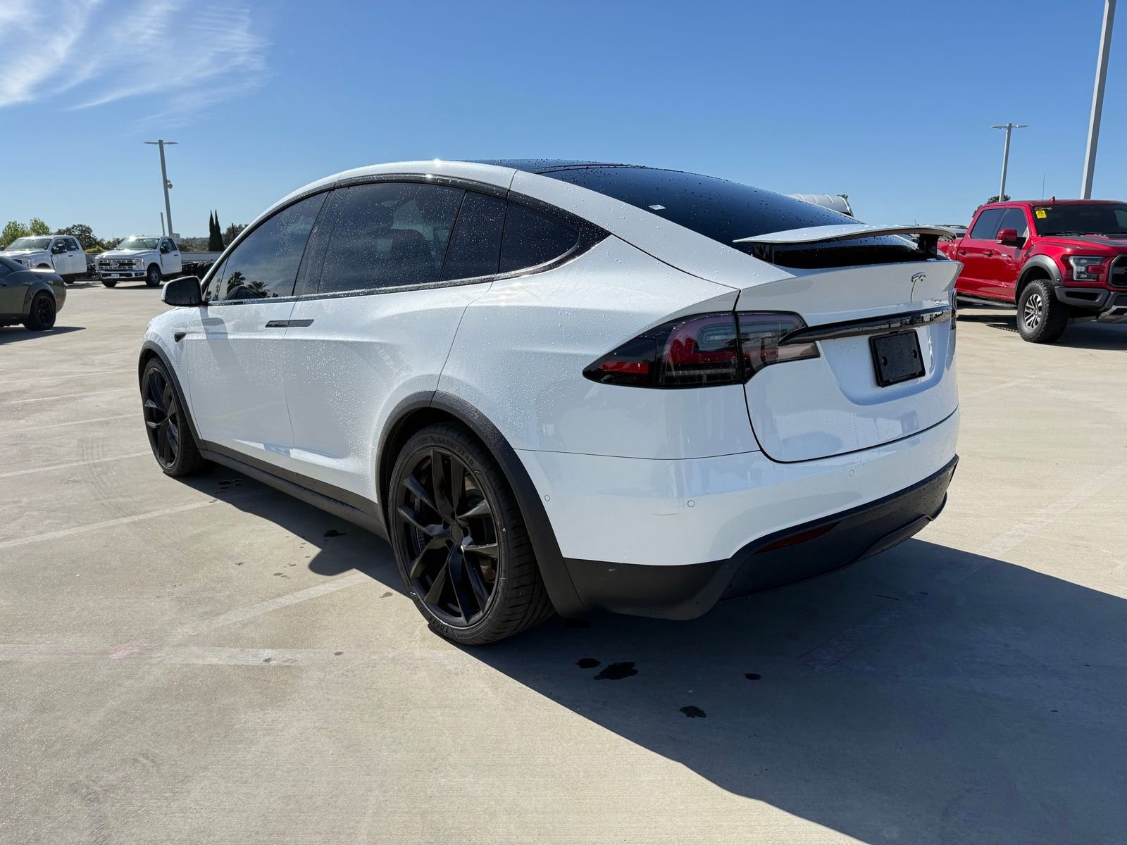 Used 2022 Tesla Model X image 2