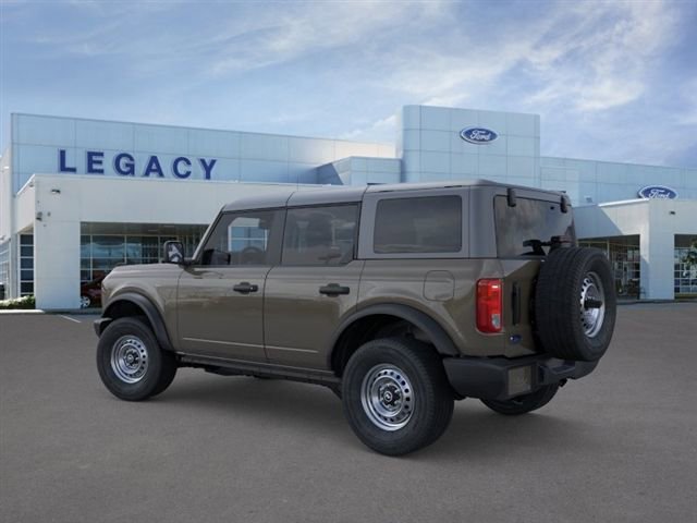 New 2025 Ford Bronco 4-Door image 4