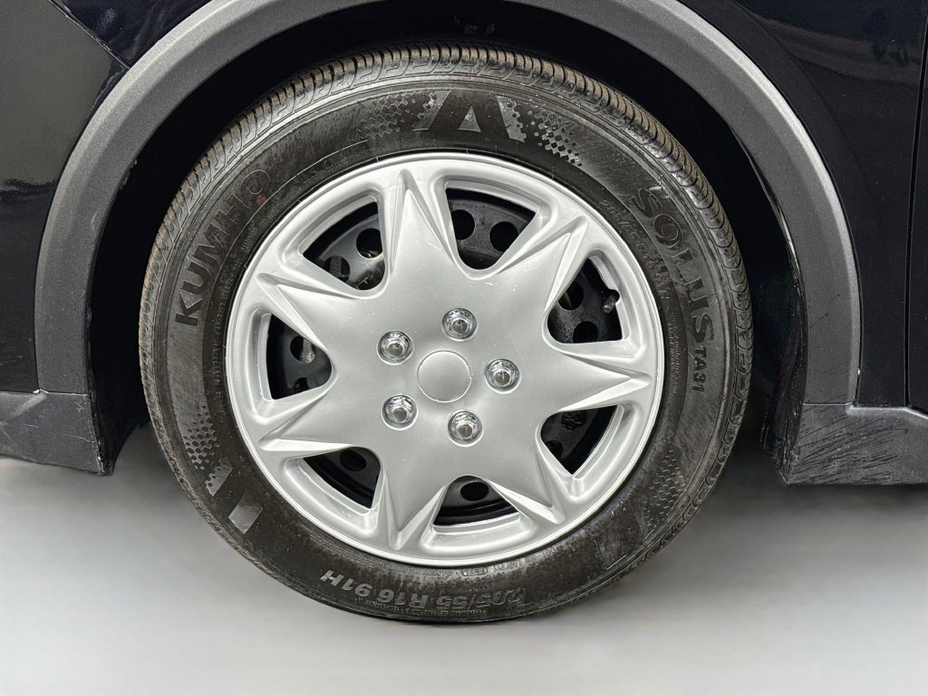 Used 2025 Kia K4 FWD image 37