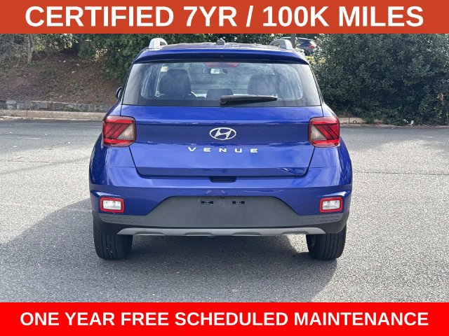 Used 2023 Hyundai Venue SEL FWD image 3