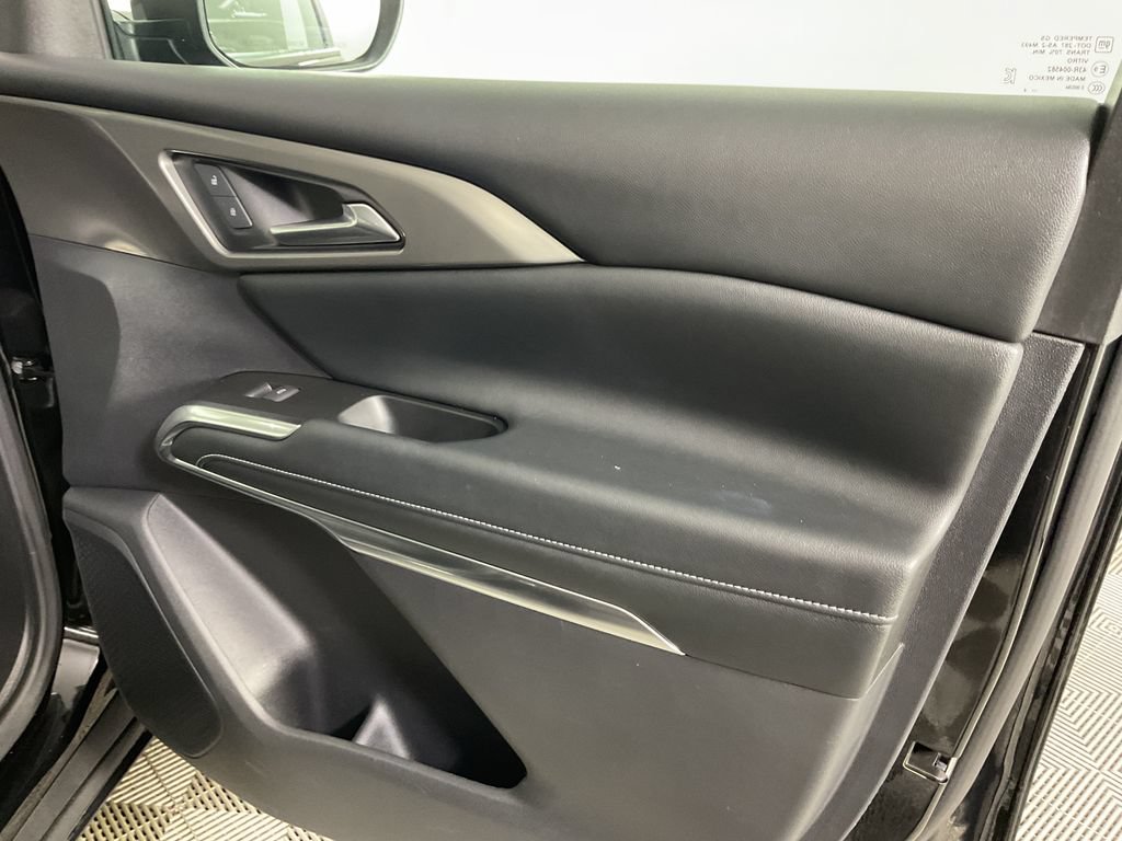 Used 2024 Chevrolet Traverse LT AWD/4WD image 26